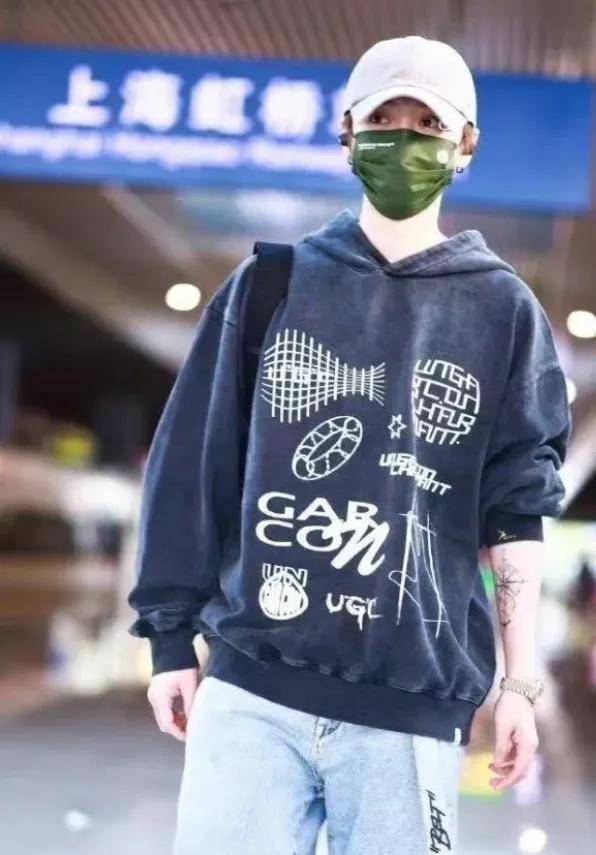 情侣|关晓彤为新戏克服恐高,鹿晗恐高不坐飞机,果然是真情侣