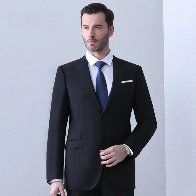 合体 西装款式也不是随便选，这样子穿起来更好看！