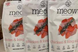 瑞萌|英短喜欢吃的猫零食有哪些？猫零食推荐品牌