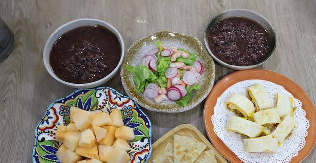 小孩|我家小孩的早餐，七天不重样，十分钟就搞定小孩很爱吃