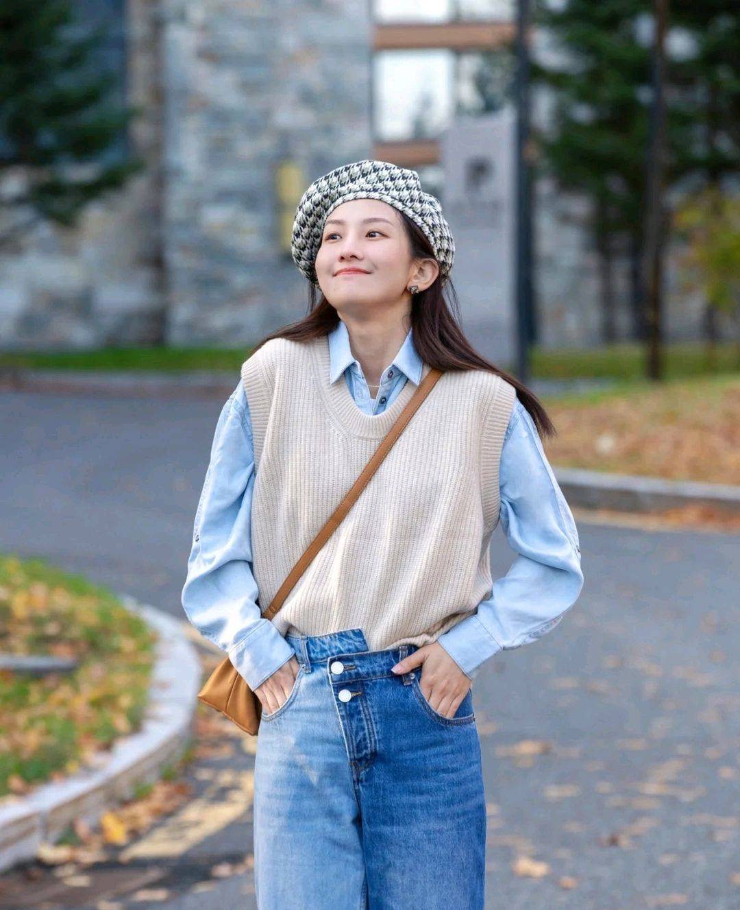 风景线 谁说穿基础款不好看的？只要会搭配，轻松成为街角的靓丽风景线