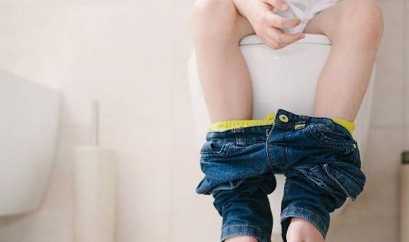 尿酸|排尿时候哪些表现，说明尿酸“越线”了？留意这3种