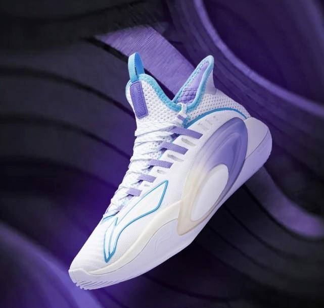 耐克 基础款篮球鞋方面，李宁安踏可以超越耐克阿迪了吧？