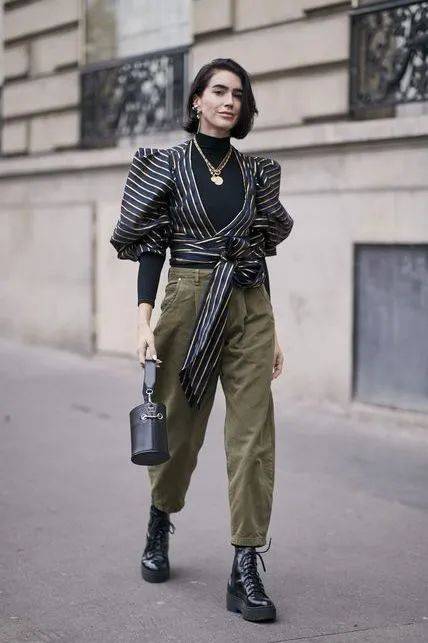 身材 今年毛衣流行这么塞！巨显瘦显高巨好看！