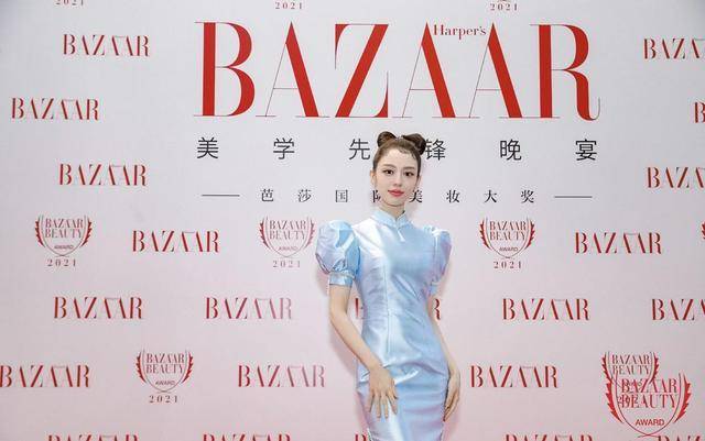 公主 郎朗娇妻吉娜真大胆！穿改良旗袍尽显公主气场，可惜全败给了妆发