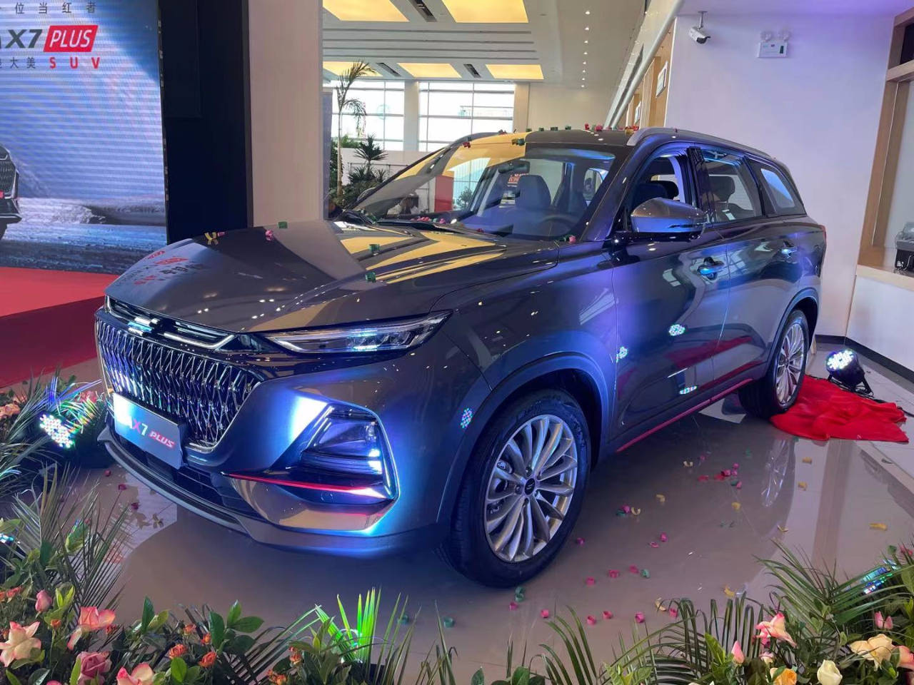 长安欧尚x7plus正式上市7991339万元还享3000元尝鲜基金