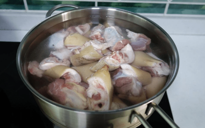 什么炖猪蹄更好吃 b835e14196a3477dad1ca3535003dcb8.png