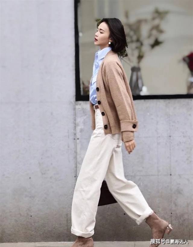 身材 紧身裤已经过时了，今年的裤子流行“穿松不穿紧”，微胖也能驾驭