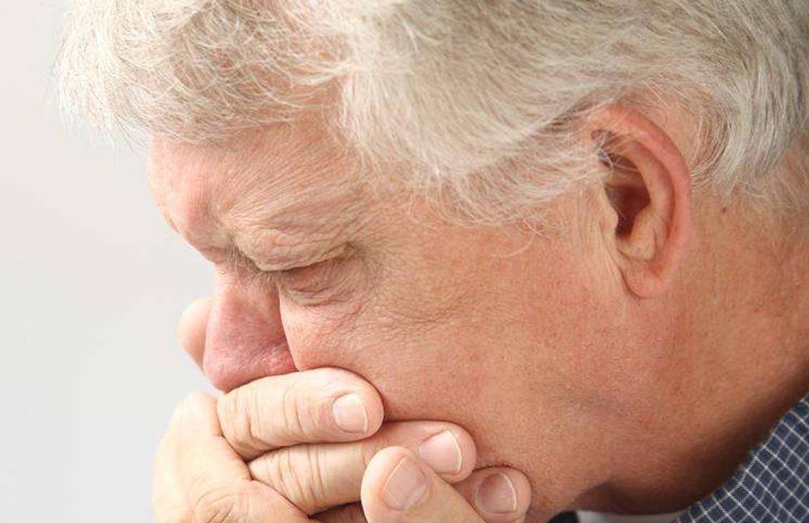 肝脏|每次饭后，若有这4个表现，可能是肝病在“作祟”，别大意了