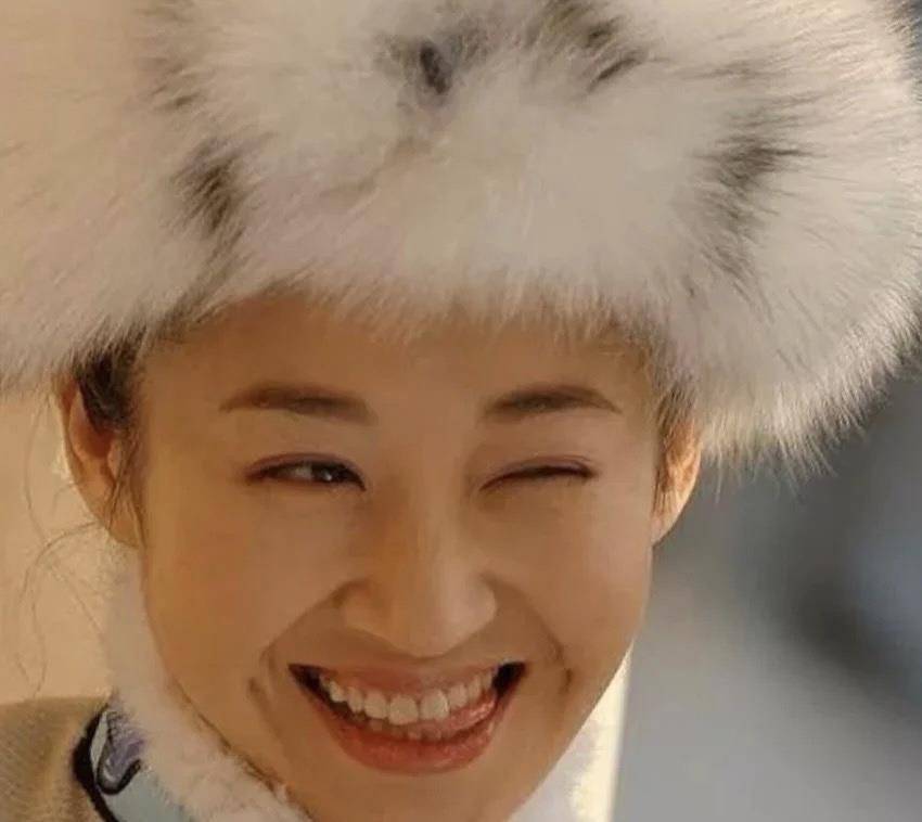 什么52岁的许晴美上热搜！靠的是什么？