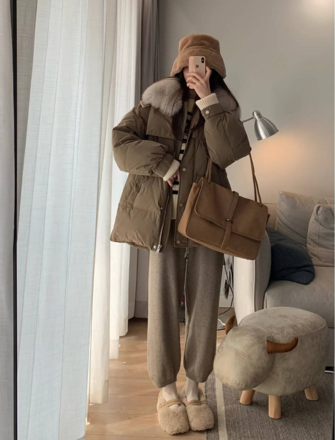 羊羔 深秋冬保暖高级穿搭look,这三种让你轻松禁住凌冽寒风,时尚吸睛