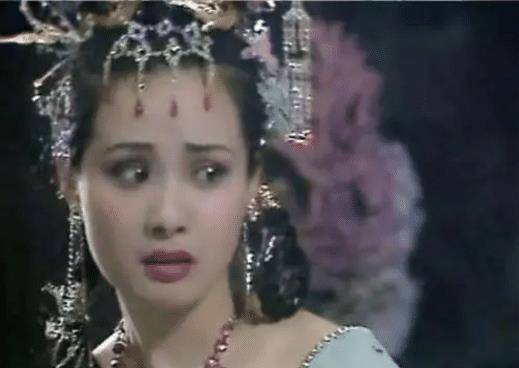 du|三十年前红遍广东的萨仁高娃真彩的人生,59岁的她活出真我风采