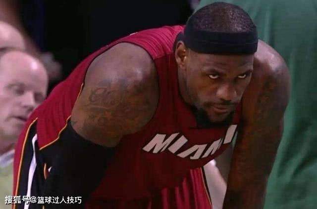 詹姆斯|有仇必报！NBA五大复仇时刻，杰伦罗斯垫脚科比后成81分背景板