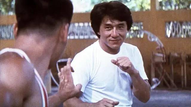 周星驰|香港电影十大经典角色，“九叔”林正英，“禁欲系”法海令人难忘！