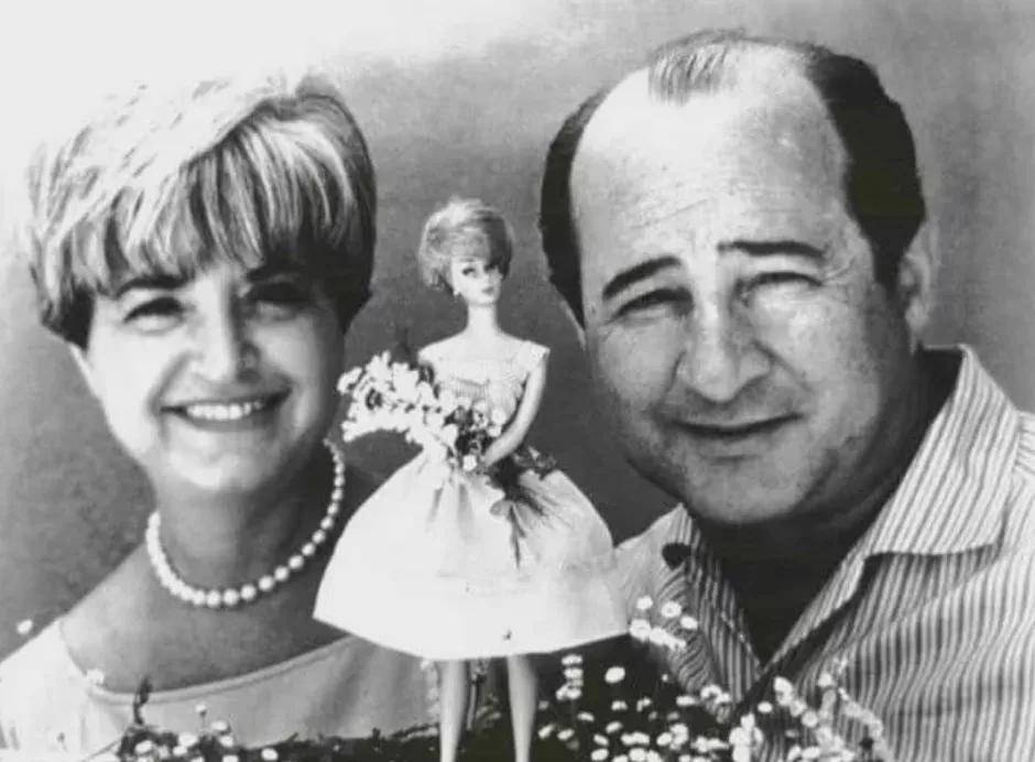 审美火了几十年的少女偶像终于绷不住去do脸了…