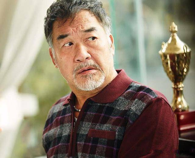 周星驰|梁家仁：周星驰的贵人，被洪金宝提携成荧幕大侠，现实却不会功夫