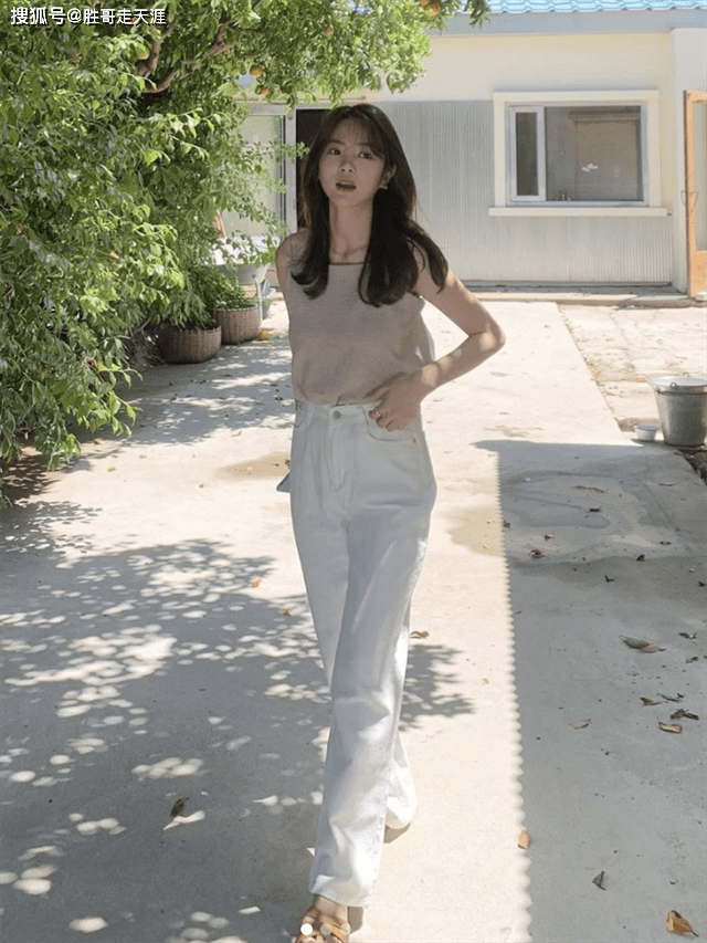 夏天 今夏“奶奶裤”正流行!小个女生不穿一下,都不知道有多洋气显高