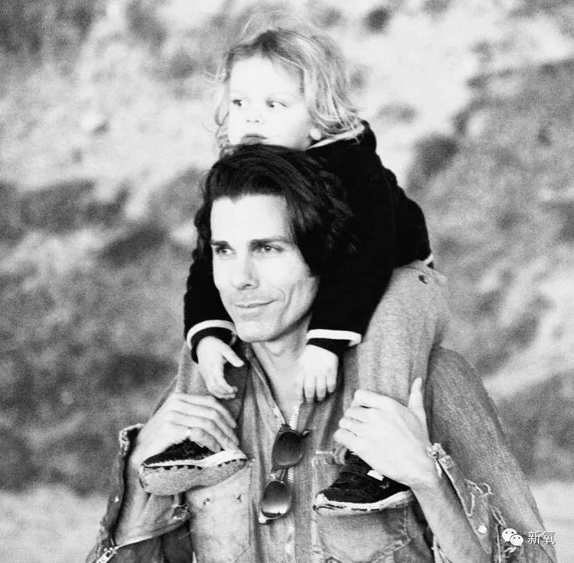 Charles 这是人类能长出来的脸吗?!