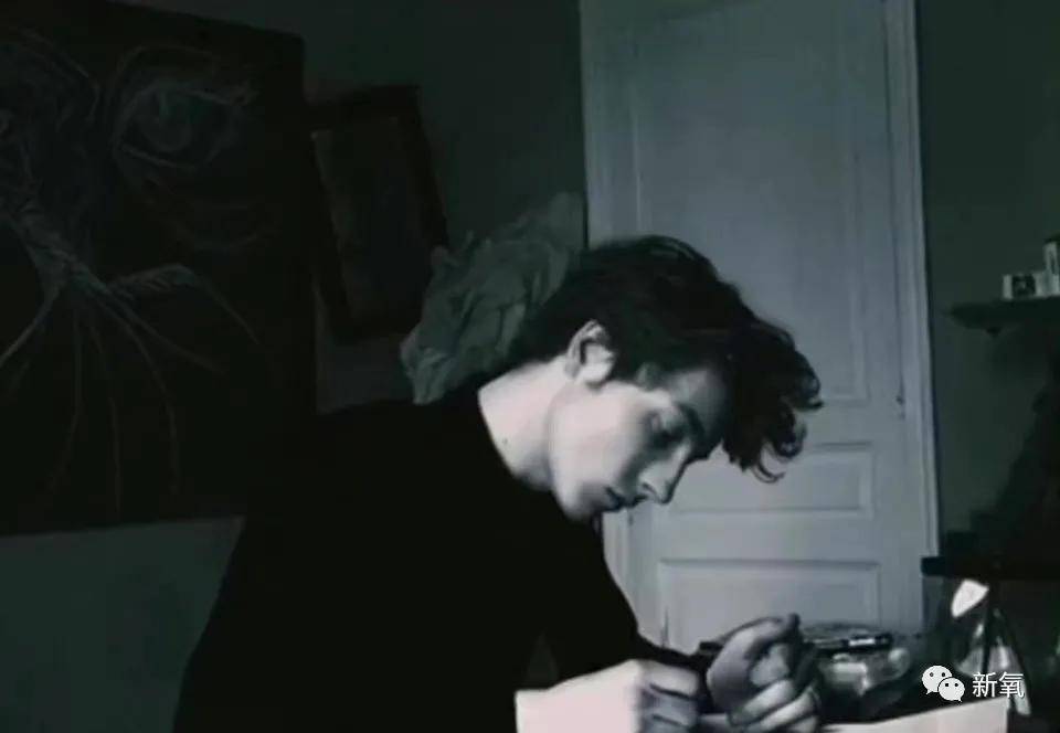 Charles 这是人类能长出来的脸吗?!