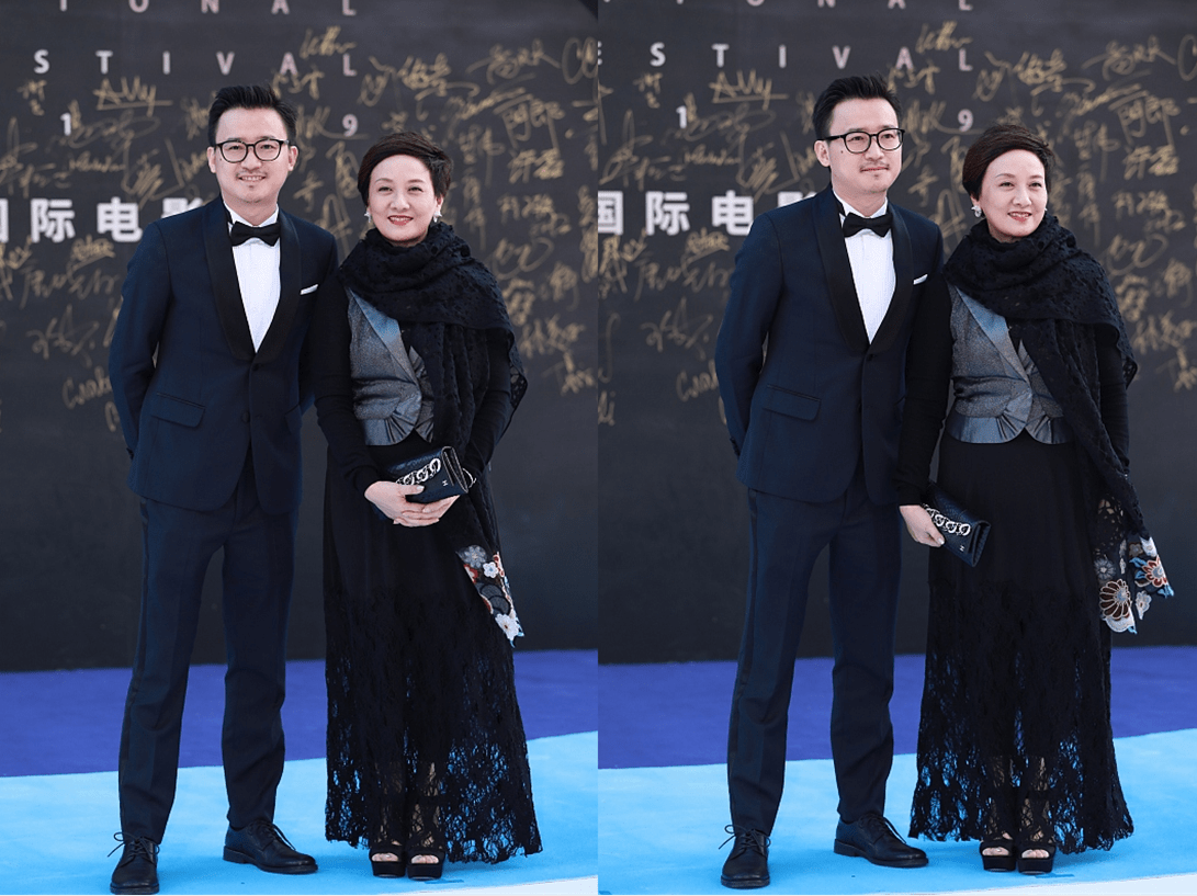 黑色 优雅地变老说的就是邓婕吧，60多岁穿搭好得体，与张国立更般配了