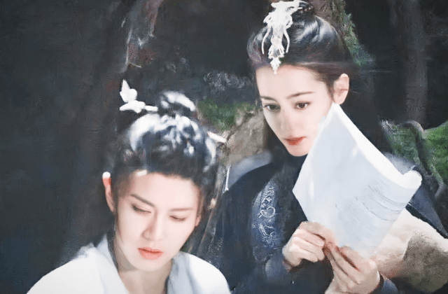 好身材|任嘉伦新剧曝光,穿假“肌肉衣”惹争议,网友:满满硅胶感