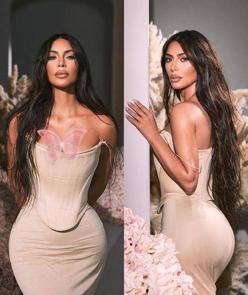 大肚子 金·卡戴珊有多爱穿紧身裙?在孕期挺着大肚子也要穿,身材太棒了