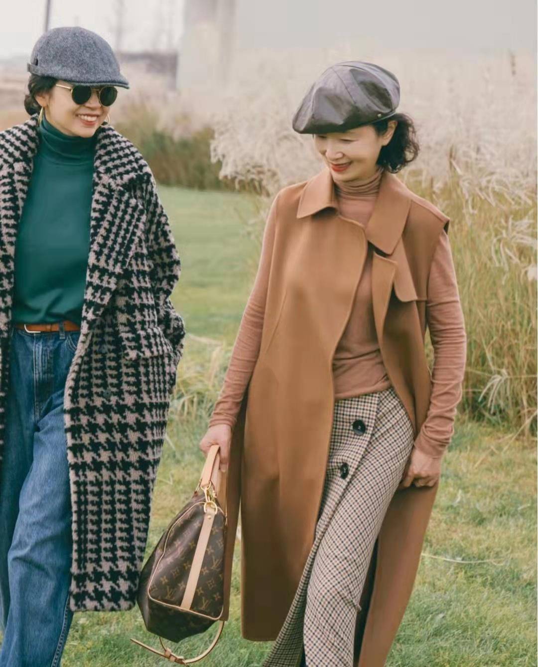 学三木 50岁女人别只顾保暖，学三木妈妈这样穿，减龄时尚还优雅