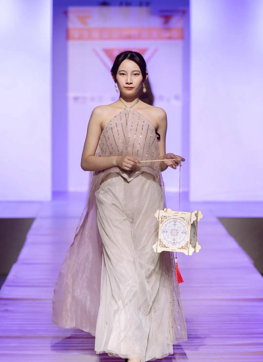 设计 永州服装学校2021“京华杯”时装之星设计大赛【铜奖作品】