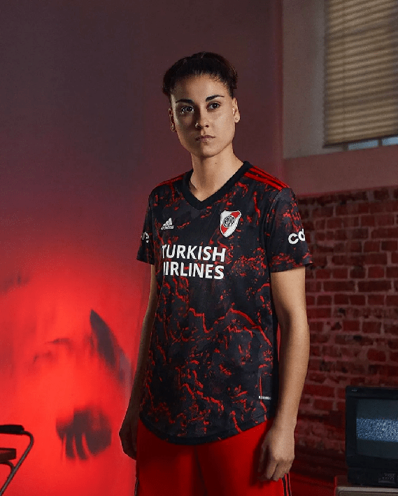 客场 百年荣光阿迪达斯官网发布河床俱乐部202122赛季全新客场球衣