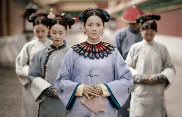 因为|他是容嬷嬷的“儿子”，出道16年不温不火，媳妇却已成为当红明星