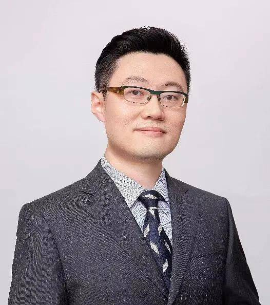 富国基金曹文俊在周期和成长中挥杆