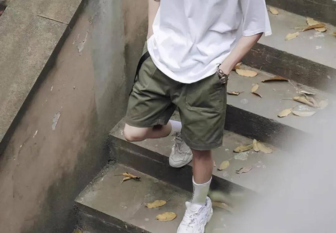 身材 教你挑选超MAN的工装裤，时尚又帅气