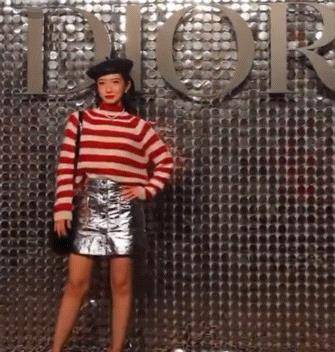 刘雨昕 大秀红毯比美：景甜全靠脸在撑，王子文新男友最抢镜，孟美岐翻车