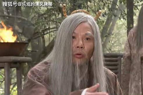 同为契丹人 为何耶律齐能担当丐帮帮主 而乔峰却被无情赶走 郭靖 新闻时间