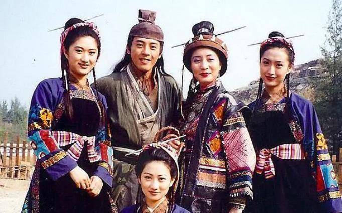 原创蓝凤凰谈佩珊近况曝光一度转行卖保险52岁成催眠治疗师