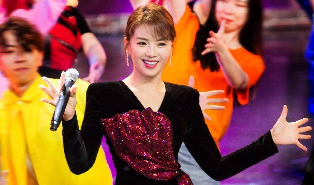 鸽子|连着放了两次鸽子，《跨界歌王》第四季还播不播？