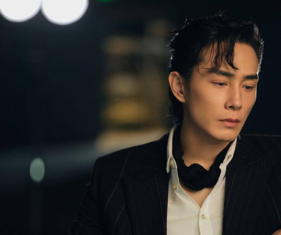 节目组|哥哥成团，1人借兄弟躺赢，1人靠兄弟逆袭，1人输在兄弟“多情”