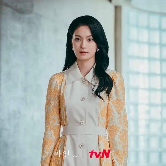 时代|从仇富走向媚富，文艺作品里也开始有拜金倾向了