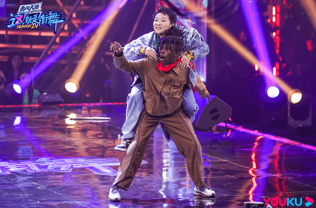 battle|《街舞4》只剩国外大神“神仙打架”?好在他俩守住最后一道防线
