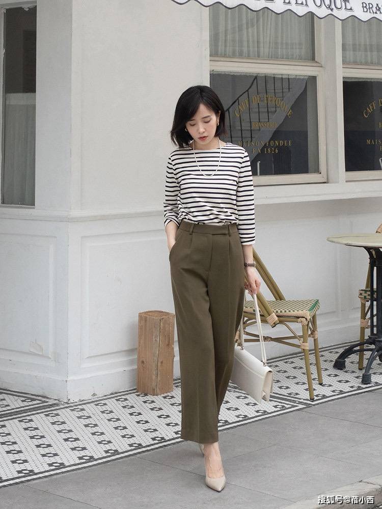 感觉 奔三奔四的女人,建议多穿“高腰裤”,好看的款式和版型都选好了