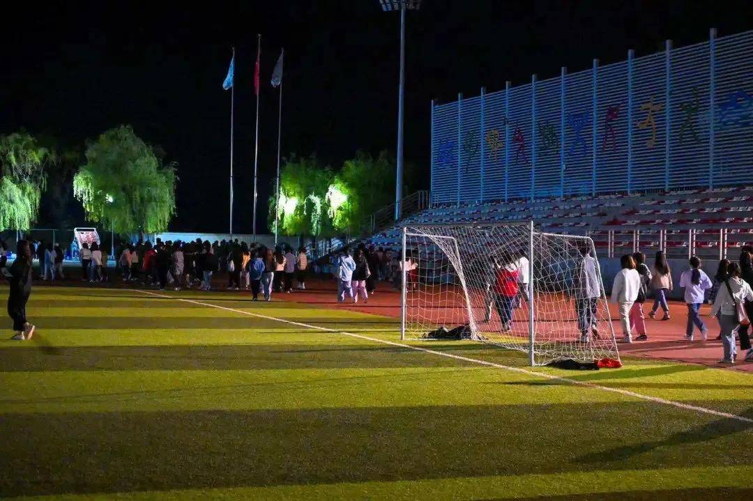 风是|西安翻译学院的风，是什么味道？