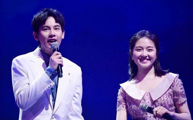 胡先煦|胡先煦的话题一直很少,为什么很多大导演却很看好他?