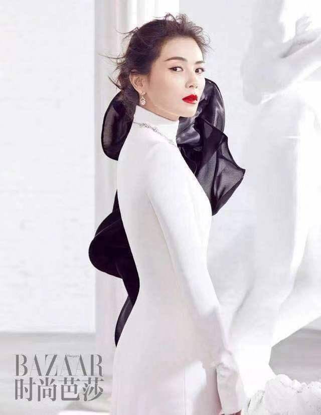 毛衣 今年想要时髦有范，穿出精致的脸庞，不妨选择烟管领毛衣