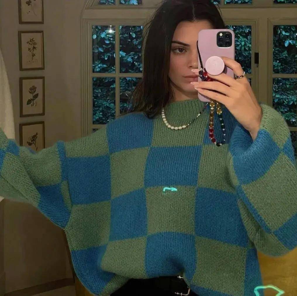 白女士 时尚圈都要被它“格式化”?女明星大型撞衫现场!