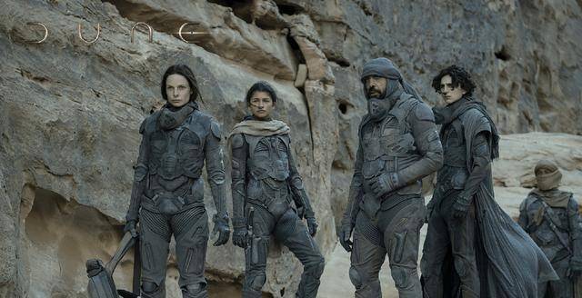 家族|票房突破2亿美元，这部“史诗级”科幻巨作，能否登顶日票房冠军