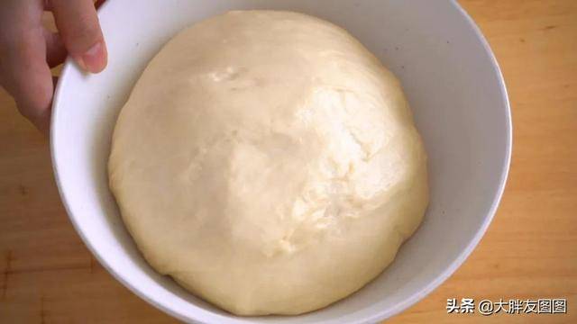 面包|软到不知所措，面包松软可口的秘诀是？