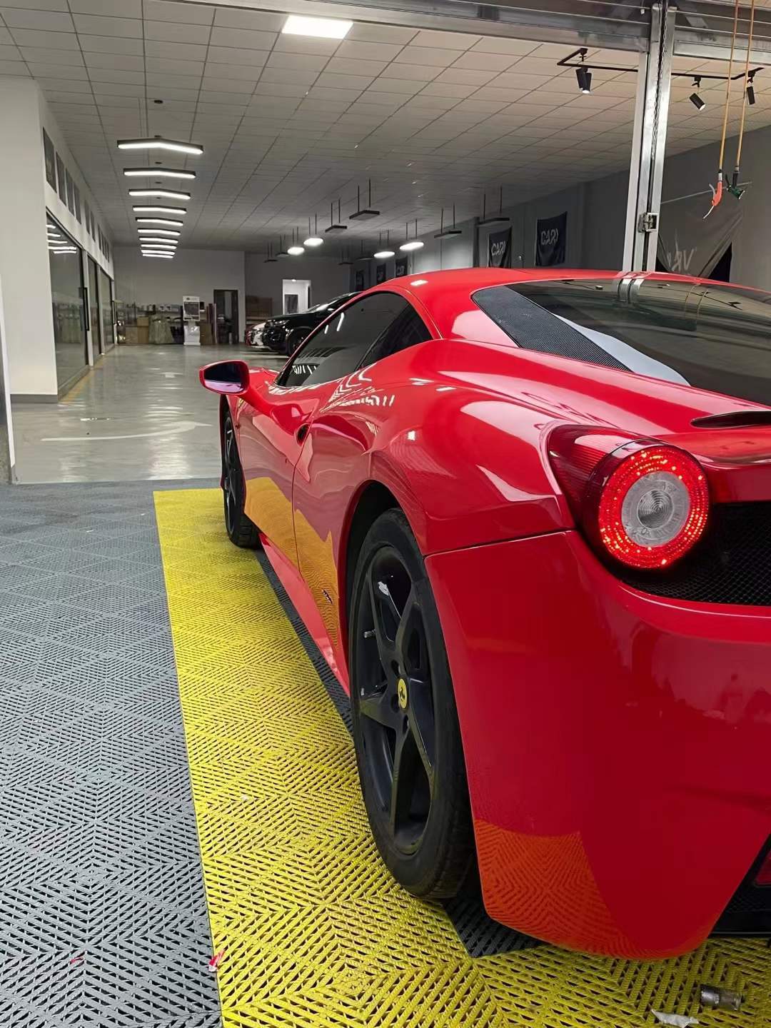 法拉利458卡孚carv改色膜pet法拉利红_搜狐汽车_搜狐网