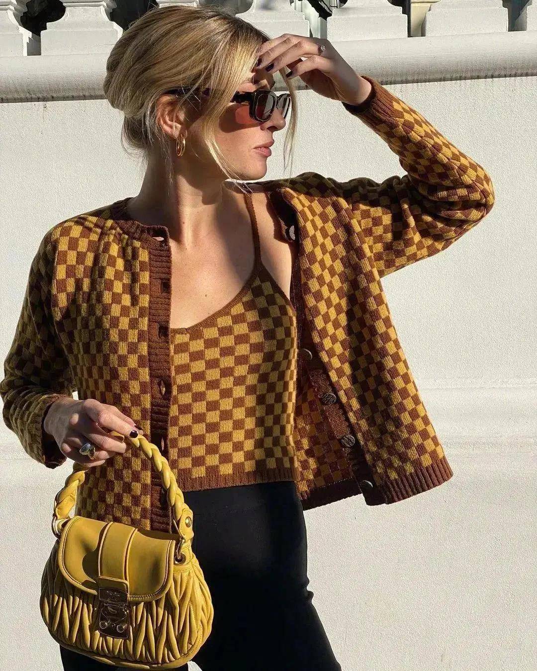 白女士 时尚圈都要被它“格式化”?女明星大型撞衫现场!