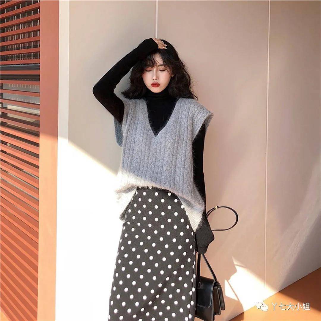 毛衣 一件烟管领毛衣=秋冬最有气质的万能内搭