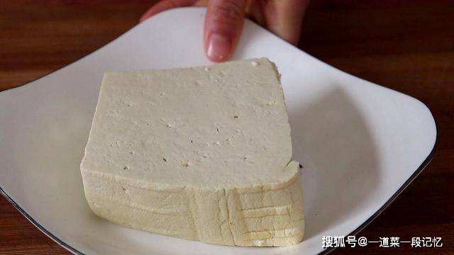 做豆腐的材料 baf0841aa10f4b1599bf4b196fad1ddc.jpeg